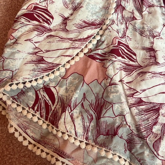 MUDD Two Piece Set! Floral Pink Flowy Top and Shorts Size L - Picture 5 of 9